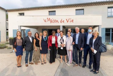 Visite Officielle de Mme la Ministre Elisabeth MORENO à la Maison de Vie.